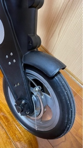 超軽量　超小型　8インチ　折り畳み自転車　チューブレスタイヤ