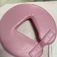 顔枕　マッサージ枕の画像