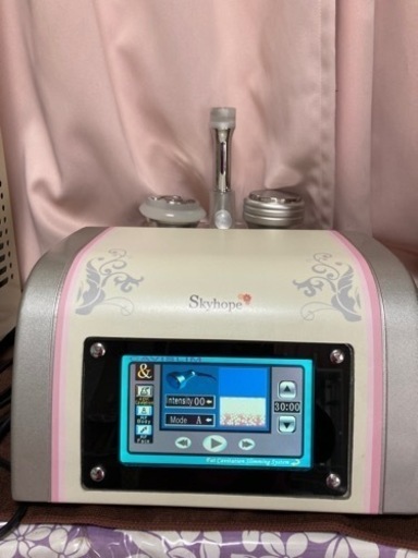 値下げ美容機器　エステマシーン　キャビテーション　RF