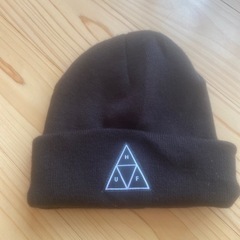 HUFのニット帽