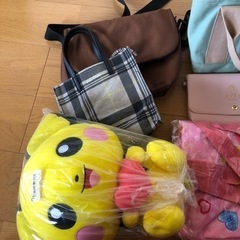 バッグ系 5点 ピカチュウ新品 ぬいぐるみ 物々交換希望の画像