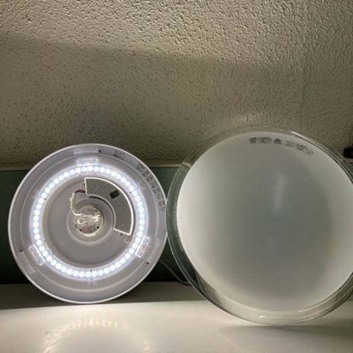 美品　6畳用LEDシーリングライト 調光調色 キャドレ