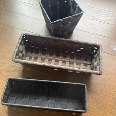 100禁の小物入れ的なヤツ