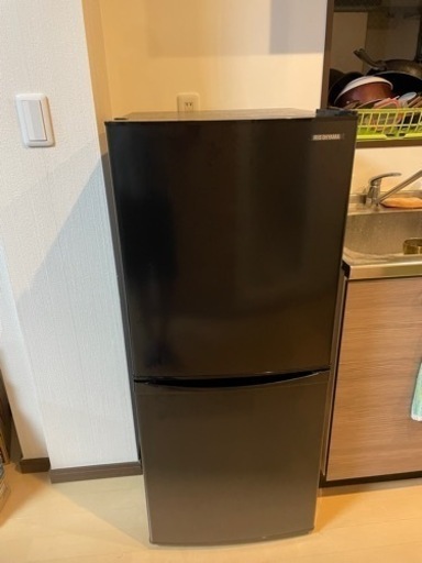 アイリスオーヤマ 冷蔵庫 142L 冷凍室52L 幅50cm ブラック IRSD-14A-B