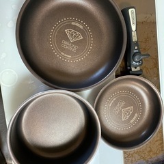 フライパン3点セット　ガス火専用　アイリスオーヤマ