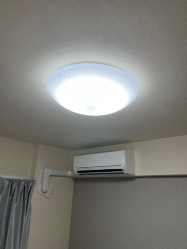 【美品】8畳用LEDシーリングライト[調光]