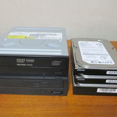 SATA接続　HDD2個　DVDマルチ1個　/　IDE接続　HD...