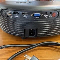 再々値下げ:ホームプロジェクター　ELEPHAS 2018アップグレード LED プロジェクター 3300lmの画像