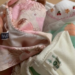 女児ワンピース　ブラウス　4点で200円