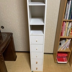 隙間収納棚