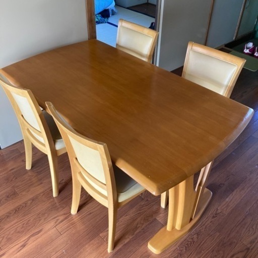 再募集フランスベッド製ダイニングテーブルセット　本日限定