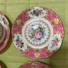 ロイヤルアルバート　カップ&ソーサー4客の画像