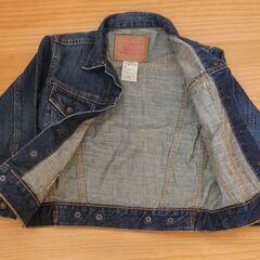 子供服　Levi's　デニムジャケットの画像