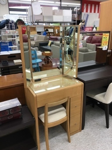 オシャレ！ドレッサー　照明付き