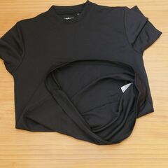少年野球　アンダーシャツ（黒色　半袖）の画像
