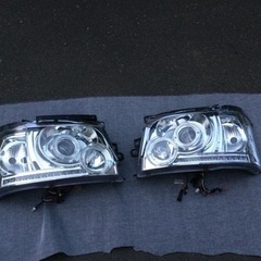 ハイエース２００系1型２型イカリングヘッドライト