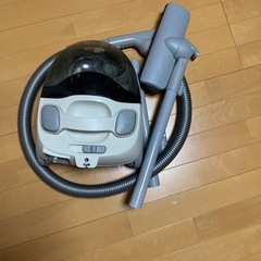 ツインバードサイクロン掃除機