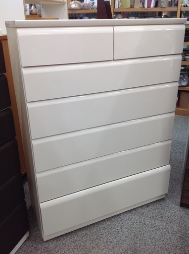 マルミツ　ベージュ色　ハイチェスト【9650011】