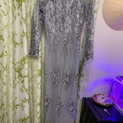 ベトナム衣装ーアオザイ3枚の画像