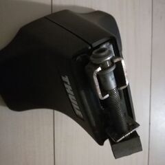 Thule キャリアベース750 + ロック + エアロバー2本の画像
