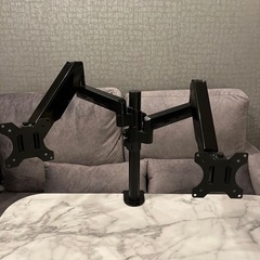PC モニターアームの画像