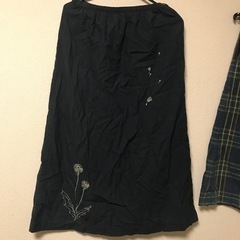 サニークラウズの薄手のスカートお譲りします。