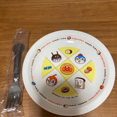 アンパンマン　お皿　フォーク付き