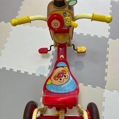 アンパンマン三輪車の画像