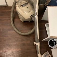 日立　プラズマテレビ　42型　掃除機2台引き取りの画像