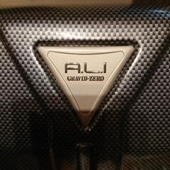 キャリーケース、スーツケース、ガラガラ、ハードタイプの画像