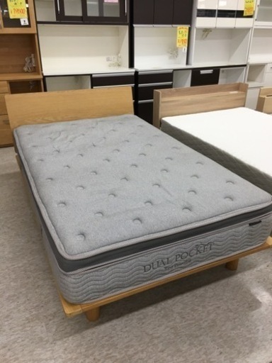 セミダブルベッド　分厚マットレス　無印良品