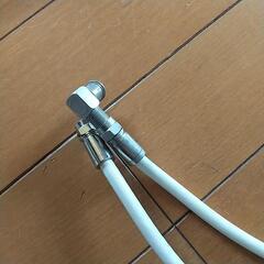 テレビのアンテナ線の画像