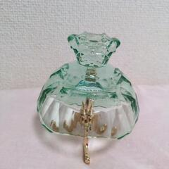 アクリル　ドレスオブジェ