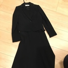 喪服スーツ