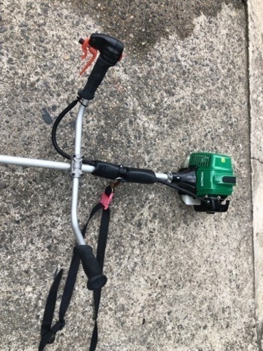Hitachi Koki 日立工機 2サイクル エンジン刈払機 草刈機 CG 23ECP 肩掛け式 現在の新品ネット価格約22,000