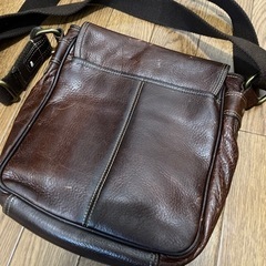 FOSSIL 54 本革ショルダーバッグの画像