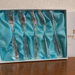 未使用品【pierre cardin】PARIS　フォークセットの画像