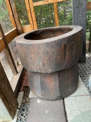 臼テーブル