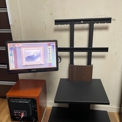 値下げ！BeLson 16型液晶テレビ　壁掛けアーム付きの画像