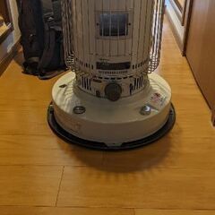 トヨトミ石油ストーブの画像