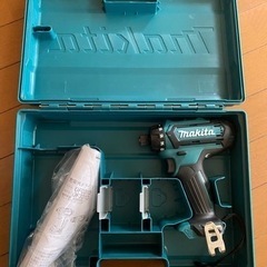 マキタ(Makita) 充電式ドライバドリル(本体のみ) DF031Dの画像