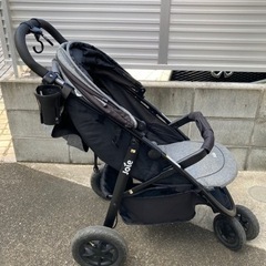 ジョイーベビーカー　ライトクロム　の画像