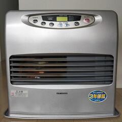 石油ファンヒーター　ストーブの画像
