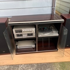 オーディオセット(アンプ、チューナー、カセットデッキ、レコードプレーヤー、スピーカー、ラック)の画像