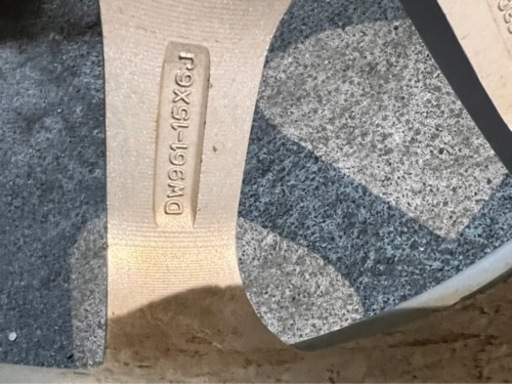 値下げ15インチスタッドレスタイヤセット
