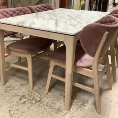 株式会社ユーロコンフォート ダイニングテーブル 5点セット Le Mans Table (135) WH×ピンク テーブル／チェア×4【ユーズドユーズ名古屋天白店】 J2012