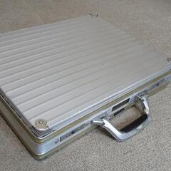 RIMOWAアタッシュケース 5660の画像