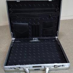 RIMOWAアタッシュケース 5660の画像