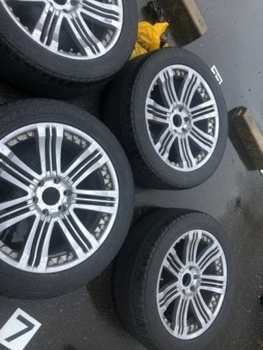 22インチ6穴　サバーバン　エスカレード