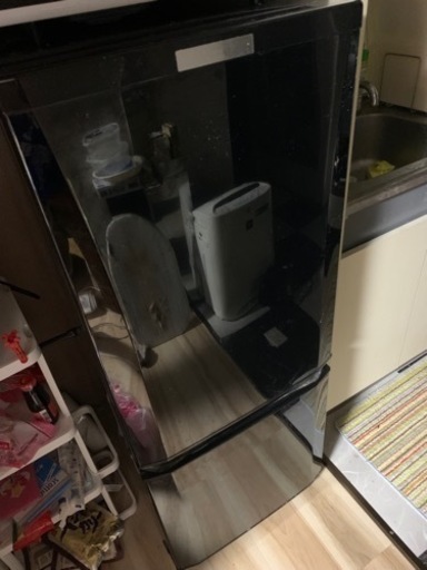 使用歴４年　冷蔵庫《取引決まりました》